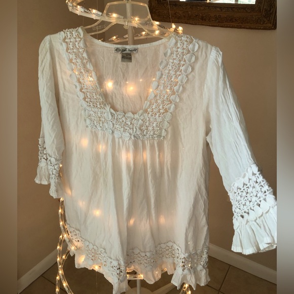 cute options Tops - 24) White authentic boho shirt